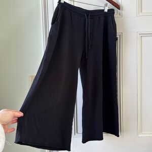 Cuyana French Terry Crop Pants